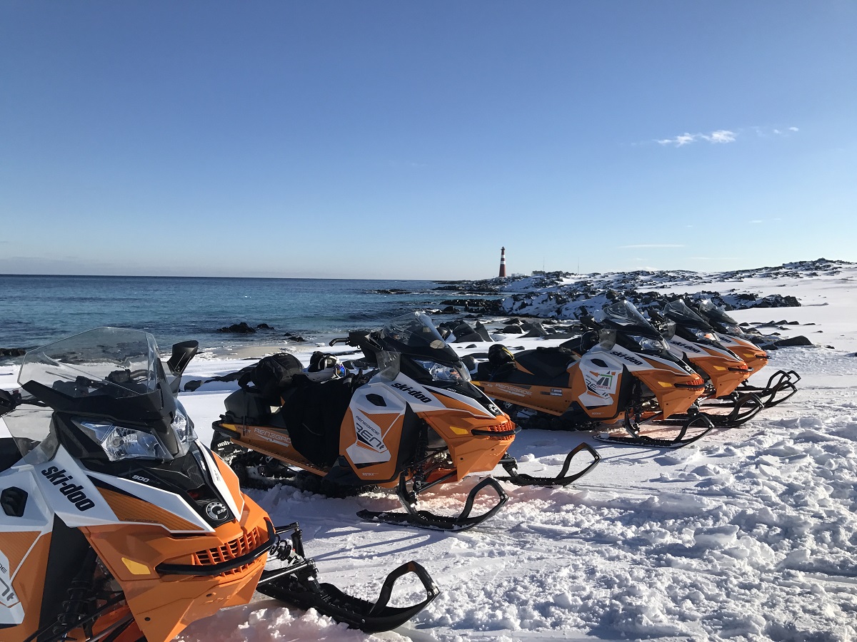 Coast of Finnmark to Alps of Lyngen 4-5 days Expedition - 4-6 Persons group